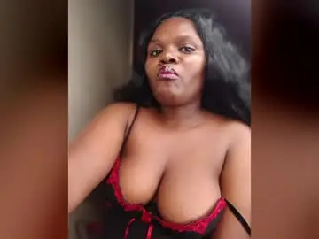Bigbootydesire  live sex cam