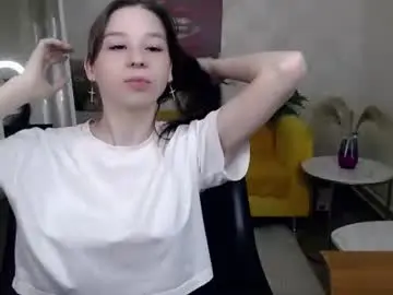 Cute_shyg  live sex cam