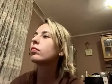 Maryannaplateros  live sex cam