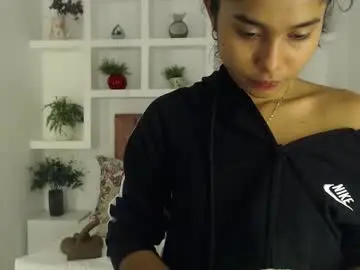 Milaa_star  live sex cam