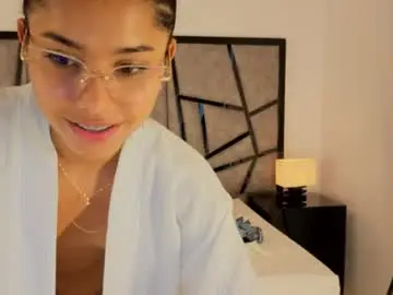 Milaa_star  live sex cam