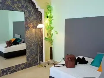 Milaa_star  live sex cam