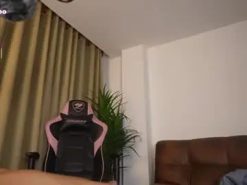 Miss_airi  live sex cam