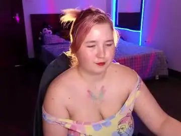 Plushydevil  live sex cam