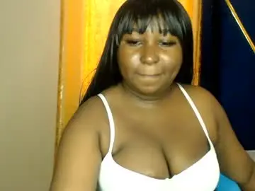 Uche_  live sex cam