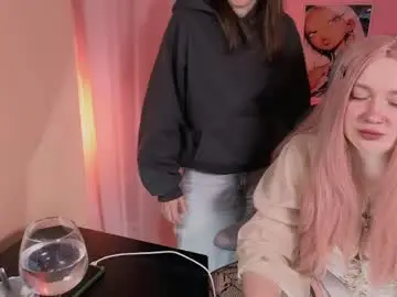 Carolina_winter  live sex cam