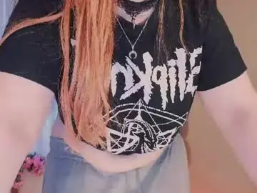 Carolina_winter  live sex cam