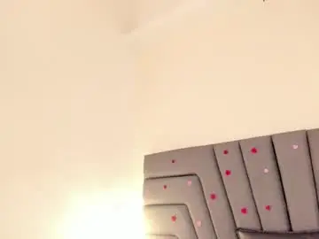 Maia_520  live sex cam