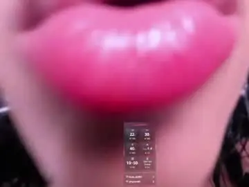 Maia_520  live sex cam