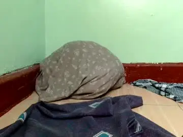 Pinkylips_ebony  live sex cam