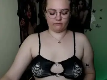 Redhotqueen1  live sex cam