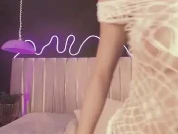 Zhally_dee  live sex cam