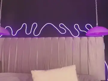 Zhally_dee  live sex cam