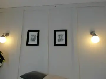 Annyy_catt  live sex cam