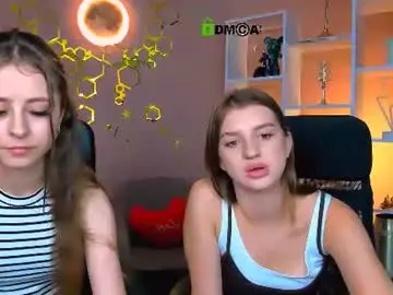Dreamy_lola  live sex cam