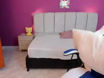 Dulcee_kathy18  live sex cam