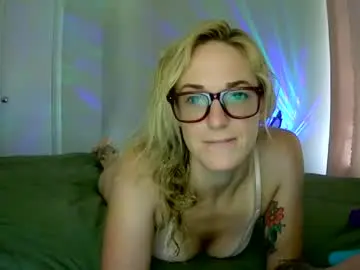 Gingergrand  live sex cam