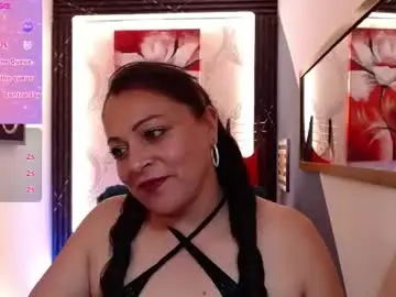 Kamy_loort  live sex cam