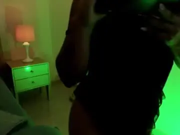 Nathcinema  live sex cam