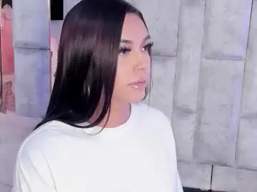 Tina_noa  live sex cam