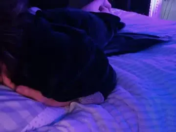 Wetsarah5  live sex cam