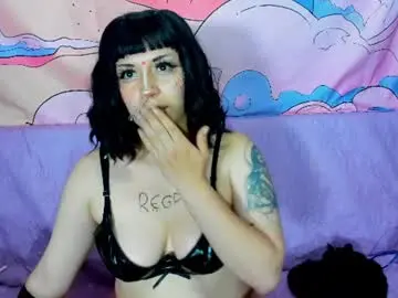 Emily_salvatore  live sex cam