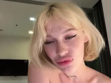 Golden_alinee  live sex cam
