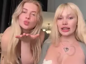 Golden_alinee  live sex cam