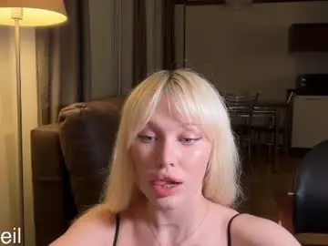 Golden_alinee  live sex cam