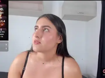 Hanna__evans_  live sex cam
