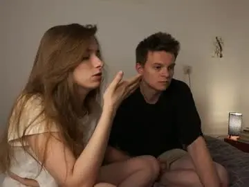 Hot_n_coldd  live sex cam