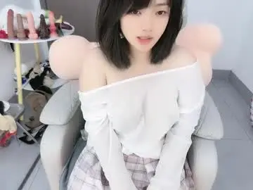 Luckaisha  live sex cam