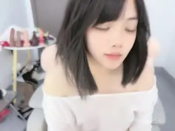 Luckaisha  live sex cam