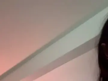 Prettibritti  live sex cam
