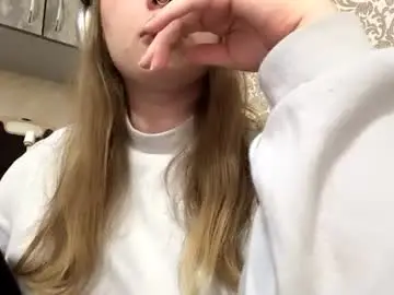 Twilatompson  live sex cam