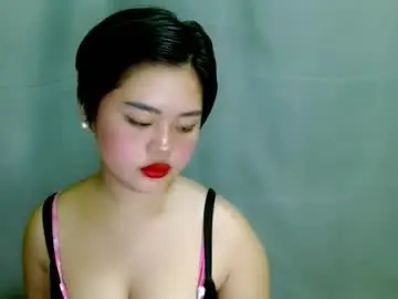 Ur_prettyzey18  live sex cam