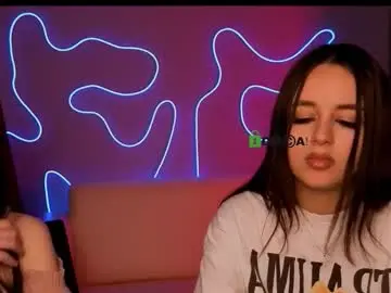 Yumi_luvvv  live sex cam