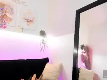 Ariana_blonde_  live sex cam