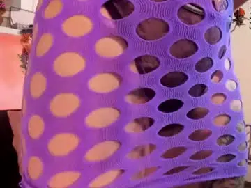 Ariana_blonde_  live sex cam