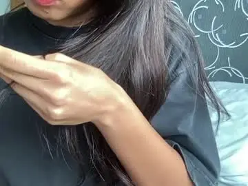 Asiangirlandwhiteguy  live sex cam