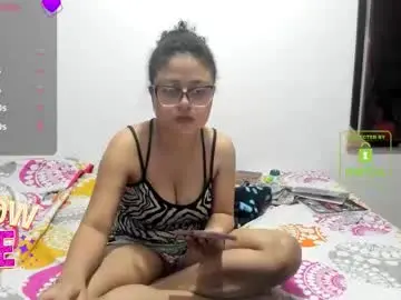 Candy_val  live sex cam