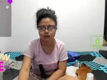 Candy_val  live sex cam