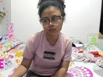 Candy_val  live sex cam