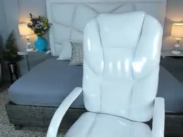 Cassie_bloom_  live sex cam