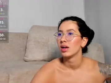Eileenestrada  live sex cam