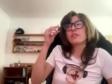 Faintpeach  live sex cam