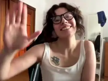 Faintpeach  live sex cam