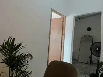 Karenarango02  live sex cam