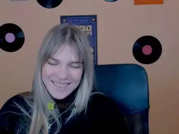 Kristy_moon_  live sex cam