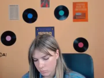 Kristy_moon_  live sex cam